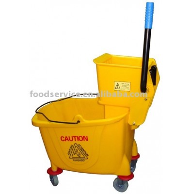 Single Bucket with Wringer